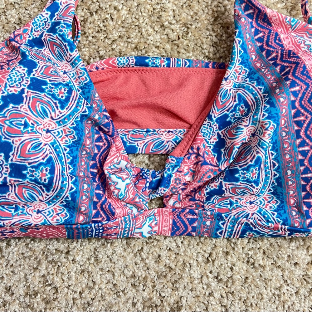 RAISINS Byron Bay Multicolor Floral Bikini Top - Picture 5 of 9